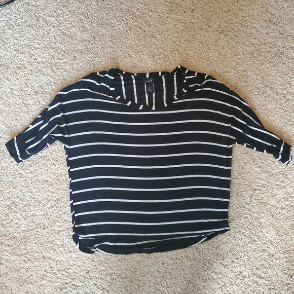 SOLD --- Rue 21 boho top - Picture 5 of 5